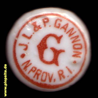 B�ügelverschluss aus: Providence, RI, J. L. & P Gannon,  US, unbekannt, USA